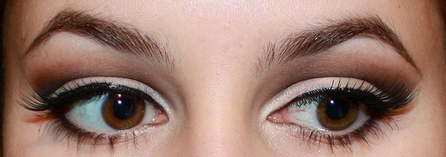 7849745488_82b5b5637f_z