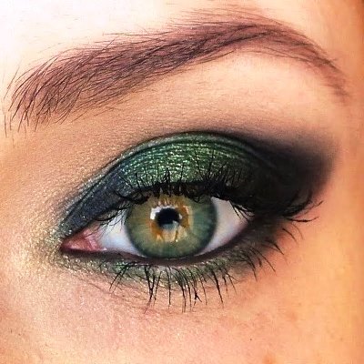 green eyeshadow s